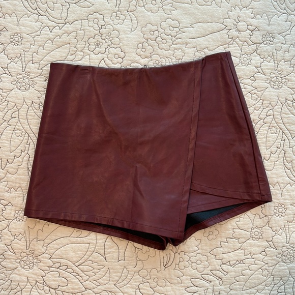 She + Sky Pants - She + Sky Burgundy Faux Leather Skort